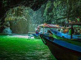 #bohongbanget kalau ke pangandaran kan kejauhan. Tiket Masuk Green Canyon Karawang