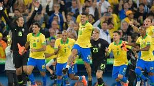 Rumbo a sudafrica 2010, aparecen aca, mi madre alejandra y allcalatino(gustavo), saltando y vibrando a viva voz, para alentar a la oncena peruana. Topik Copa America 2019 Hasil Final Copa America 2019 Trofi Pertama Tuan Rumah Brazil Sejak 2007 Setelah Tundukkan Peru 3 1 Tribun Pontianak