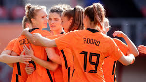 Jun 16, 2021 · aniek nouwen en lynn wilms mogen zich verheugen op hun eerste grote toernooi met de nederlandse voetbalsters, die komende zomer actief zijn op de olympische spelen. Zevenklapper Swingende Oranjeleeuwinnen Tegen Noorwegen Onsoranje