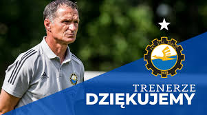 Zarząd klubu fks stal mielec sa informuje, że trener dariusz skrzypczak z dniem dzisiejszym zarząd klubu fks stal mielec sa dziękuje trenerowi dariuszowi skrzypczakowi za pracę z pierws. Trener Pge Fks Stal Mielec Odwolany W Cieniu Jupiterow Mielec