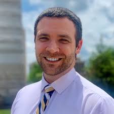 Kelly Hopper (@khopper10)