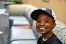 Melanie Guinn's Instagram, Twitter & Facebook