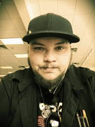 Good morning friends and family! I hope you all are having a wonderful  Sunday! Just wanted to let you all know that I am here at Barnes and Noble  off of 71st