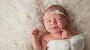 Salah satunya adalah soal asal muasal bahasa yang di gunakan dalam memberikan nama. 25 Nama Bayi Perempuan Modern Banyak Digunakan Artis Ternama