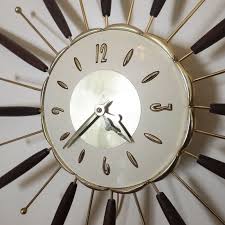 Spotted it today for $3.99 Mid Century Modern Vintage Lux Atomic Starburst Wall Clock Robert Shaw