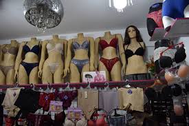 FEMINAS LENCERIA FINA✨ Lencería diseñada especialmente para ti❤️ Visítanos, tenemos lo que estas buscando para realzar tu figura 📍 Jr. Hipólito Unanue N°1558 Local 17 del Sótano 1 del C.C.La Torre De