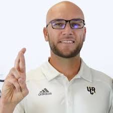 Darius (@Armsteezy14)