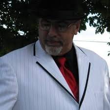 Does anybody remember Kelsey's steakhouse that was by stone lake? If so is  it the same owners as the Kelsey's in valpo?