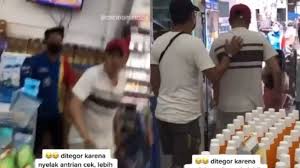 Info gaji karyawan pt ria busana group di situs jobplanet terbaru tahun 2017 yang bersumber dari karyawan/mantan karyawannya. Viral Pria Ngamuk Di Minimarket Wanita Pamer Gaji Jadi Tkw Rp 12 Juta