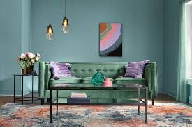 Jika tidak ingin terlalu berlebihan dengan warna pink coral pada ruangan, kamu bisa menyiasatinya dengan menggunakannya sebagai warna pada frame pintu dan. Berikut Ini Top Trend Warna Cat Rumah 2019
