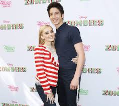 Let me introduce you to my friend eliza. eliza: Kob5s3yryp3e4m