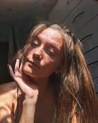 Carolyn Trego's Instagram, Twitter & Facebook