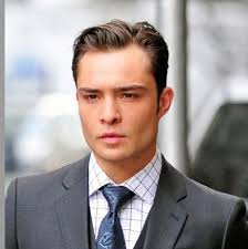 Voici quelques propositions pour les garçons qui aiment le tatouage et la liberté du vent dans leurs cheveux Coupe De Cheveux Homme Avec Lunette Lannaginasisi Blog