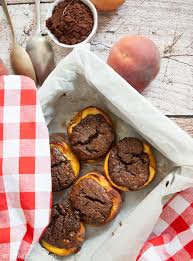 Essa infatti è legata ai ritmi tradizionali della campagna. Persi Pien Le Pesche Ripiene Alla Piemontese Ricette Di Cultura