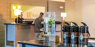Whether you like food, art, shopping, or culture, this town has while we continue to feature destinations that make our state wonderful, please take proper precautions or add them to your bucket list to see at a later date. Holiday Inn Richmond Hotel By Ihg