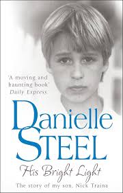 Amazon.com: His Bright Light: 9780552546546: Danielle Steel: Libros
