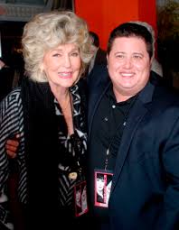 She is an actress, known for i love lucy (1951), the adventures of ozzie and harriet (1952) and jane wyman presents the fireside theatre (1955). Georgia Holt Fotos 13 Von 17 Last Fm