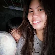 Let's end this work week with a new workout routine, shall we? 💪🏻 Here's  another one we want to share with you, from our FitMum Sarah! 💙 Just do  this once over