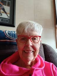 Rosie Boatner's Instagram, Twitter & Facebook