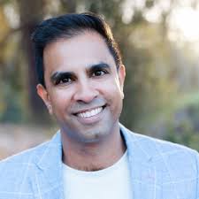 Creator Ink partnered with Christian, the creator of CircleToonsHD and the  mastermind behind Fools Blade. The amount of care and time that went into  just getting the kickstarter launched was immense… |