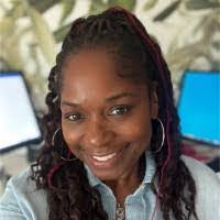 Lisa Devor's Instagram, Twitter & Facebook