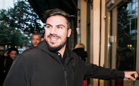 Εδώ θα βρείτε από τις πιο απλές μέχρι . Akhs Petretzikhs Ola 3ekinhsan Apo Mia La8os Syntagh Apeiros Kosmos Me Ebrize E8nos