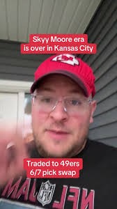 Skyy Moore 1st Down 49ers