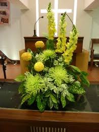 I took a walk in the early spring and these are the beautiful flowers i spotted. 200 Flower Arrangements For Church Ideas Flower Arrangements Arrangement Floral Arrangements