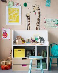 10 Idees Deco Pour Un Bureau D Enfant Shake My Blog Idee Deco Bureau Bureau Enfant Meuble Rangement Enfant