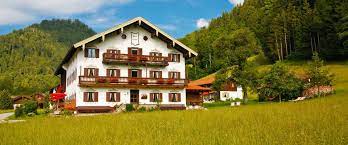 For those who cannot leave without their pet: Haus Daniel Am Hasslberg Ruhpolding