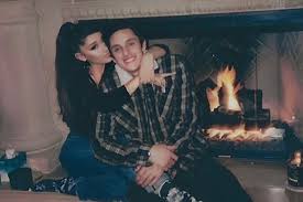 Grande's rep confirmed the news to people.grande and gomez. Ariana Grande Marries Dalton Gomez In Tiny And Intimate Wedding People Com