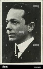 Graves henry hi-res stock photography and images