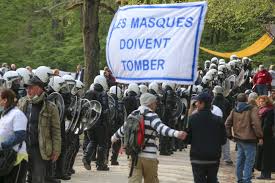 Danilo pereira, enfin la sentinelle tant recherchée par le psg ? Termin Fur Das Nachste Brusseler Massentreffen Steht Schon Fest La Boum 3 Soll Am 29 Mai Stattfinden Ostbelgien Direkt