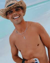 Benton Garrison (@bpg10) • Instagram photos and videos