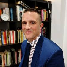 HOWZATTT PRESENTS ….