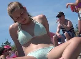 Creepshots has a mediocre google pagerank and bad results in terms of yandex topical citation index. Teen Creepshot In Bikini Spreading Legs Wide Open Omg Teens
