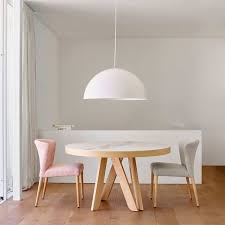 Elle pourra facilement accueillir plus de 12 personnes une fois ouverte. Table Extensible Cote Maison