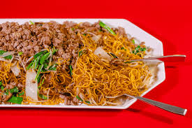Chinese Pan Fried Noodle With Pork Kiyafries Recipe Pork Recipes Pan Fried Noodles Garlic Sauce