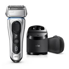 Der braun series 9 ist der weltweit effizienteste elektrische rasierer. Braun Series 8 8370cc Mit Reinigungsstation Silber Herrenrasierer Bei Expert Kaufen Herrenrasierer Rasierer Gesundheit Korperpflege Expert De
