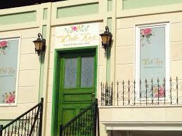 Delle Rose About Facebook