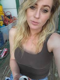 🤔 what's y'all thoughts....please keep the you don't date single mom/dad's  to yourself conversation not for you not trying to be mean