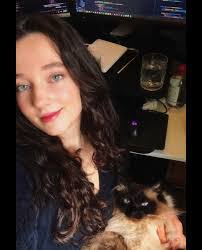 Laura Wendel's Instagram, Twitter & Facebook