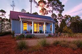 5 cottage style is more feminine. Cozy Farmhouse Cottage Maximizes Use Of Small Space Lisa Furey Hgtv