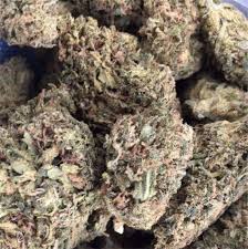 Blue dream is a cross of blueberry and haze and was bred to provide the body high of an indica and the cerebral sativa. Blue Dream Marijuana Strain Information Leafly