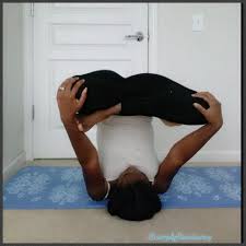 Day 1 Of Hocuspocuslocust2 Today S Pose Is Urdhvapadmasana Or Shoulderstand With Lotuspose Still A Work In Progress In 2020 Curvy Yoga Lotus Pose Shoulder Stand