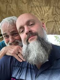 The Princess of Wales and First Lady Melania Trump are taking a stroll in  Frogmore Gardens as part of the Trump state visit of the UK 🇬🇧 👑🇺🇸  Link in bio for