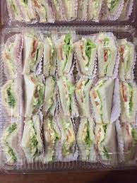 Oleh kerana ia tidaklah murah, hari ini madam akan kongsikan resepi sandwich telur yang ringkas tetapi sangat sedap. Resipi Sandwic Telur Viral Mudah Murah Sedap