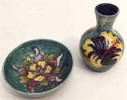 Maybe you would like to learn more about one of these? Wm Moorcroft Pottery Cabinet Hibiscus Vase And Clematis Dish Item 1423798