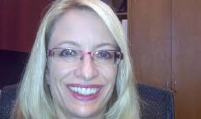 Jennifer Tupper's Instagram, Twitter & Facebook