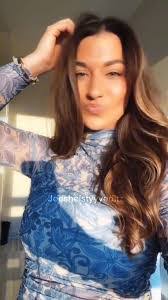 Olivia Olds's Instagram, Twitter & Facebook